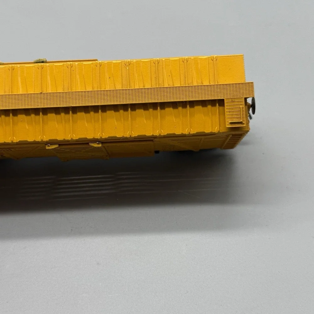 HO Scale M-K-T Katy 47150 Yellow Livestock Stock Car Missouri Kansas Texas